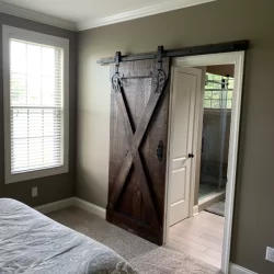 Vine barn door hardware